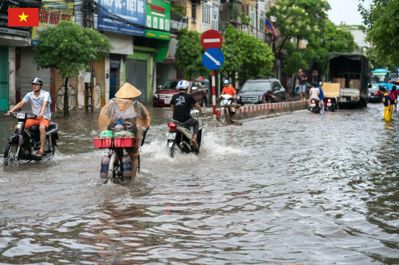 【ベトナム旅行者必見】雨季名物「マンゴーシャワー」とは?スコールの特徴、時期、対策を徹底解説!