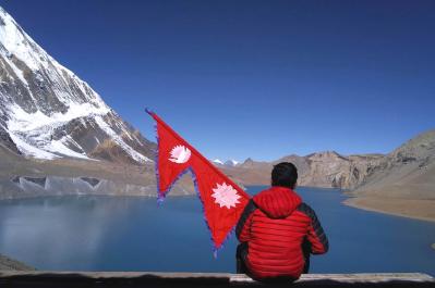 なぜネパールの国旗だけが四角形ではないのか？