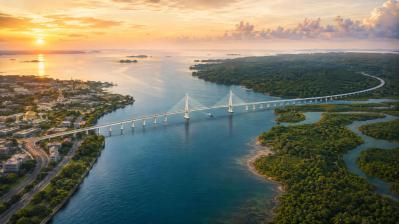 マレーシアを通らず飛び地へ！ブルネイを結ぶ全長26.3kmの大橋