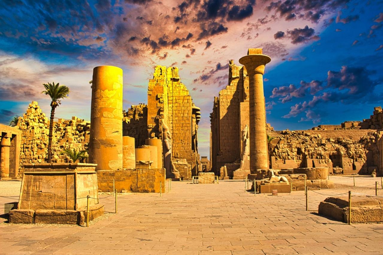 古代都市テーベとその墓地遺跡