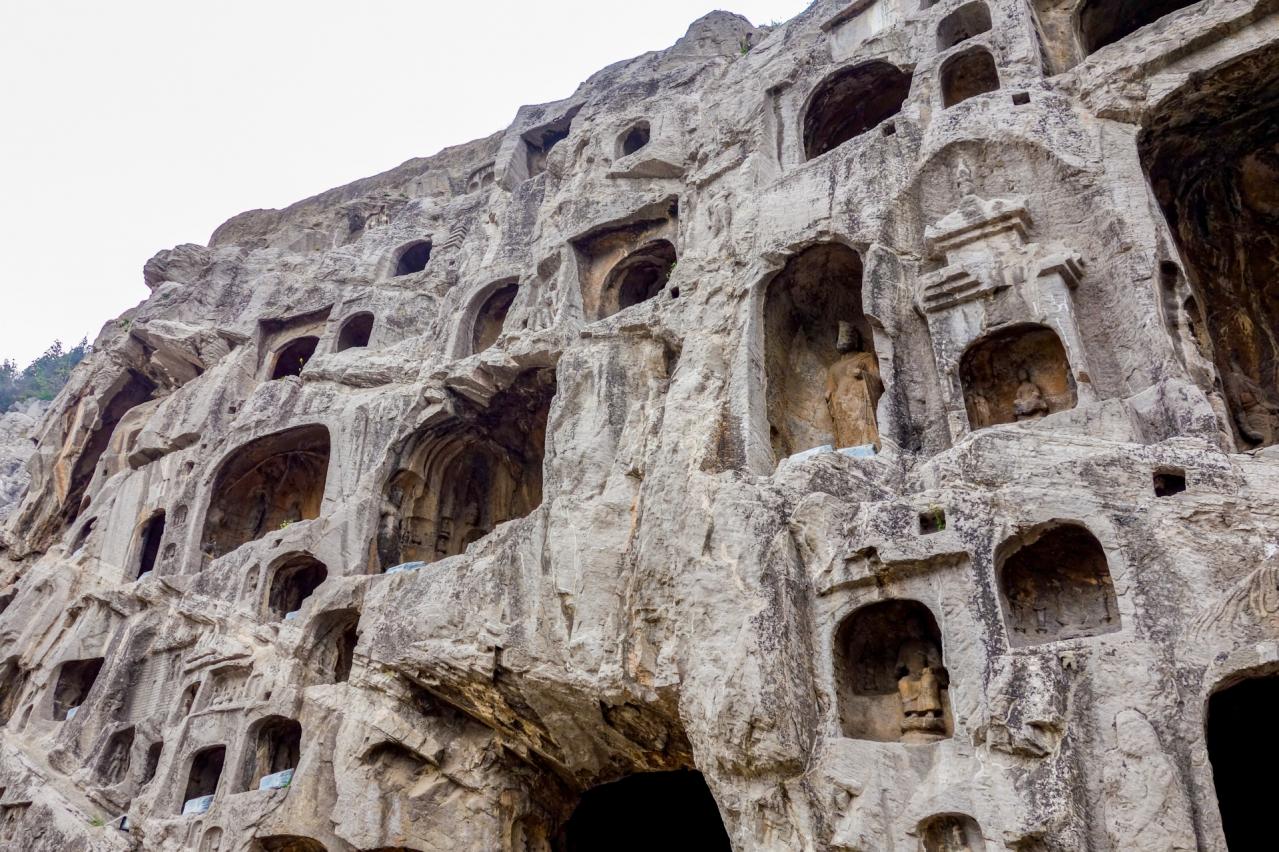 中国 河南省 洛陽 龍門石窟の美しい風景